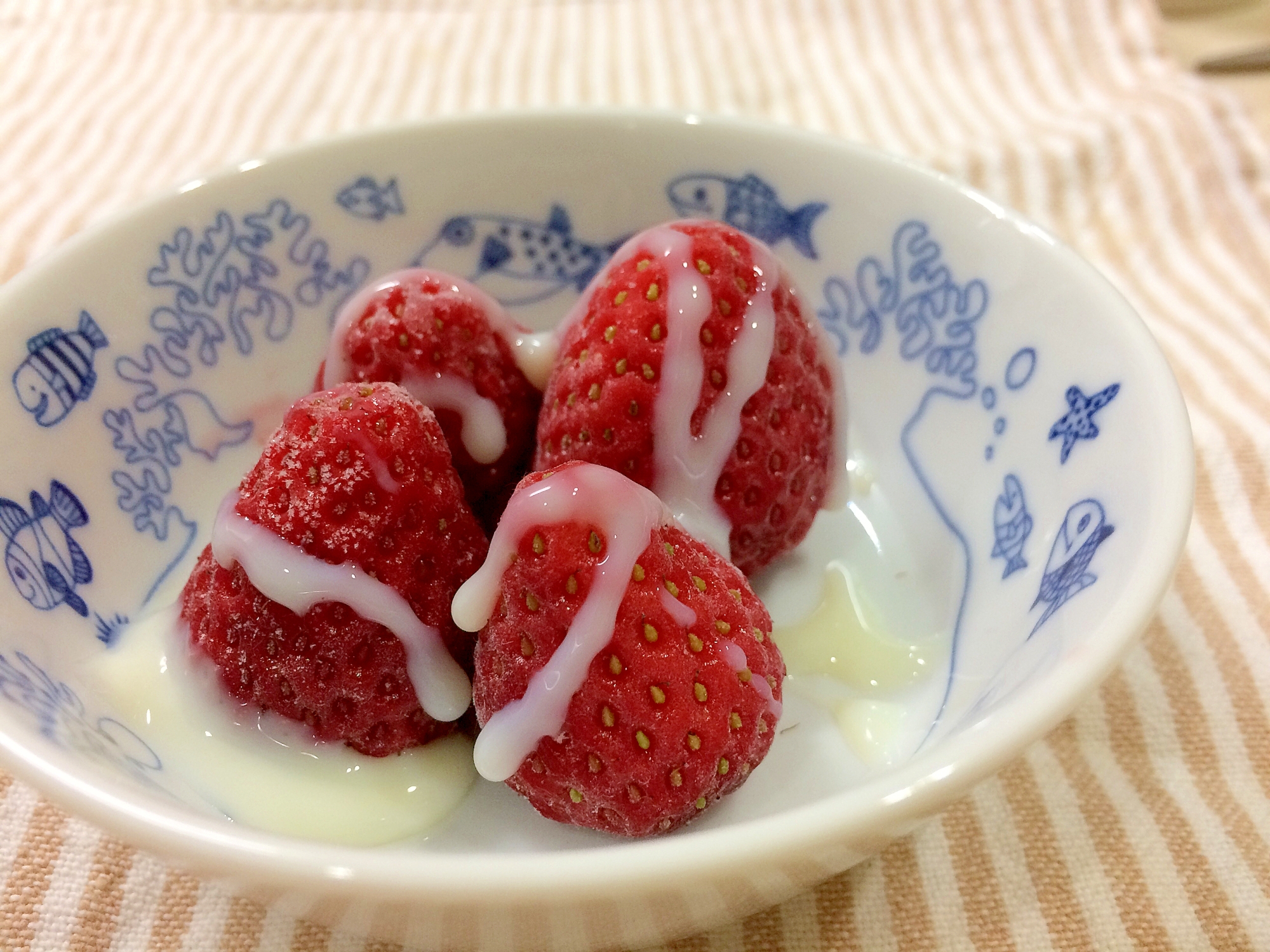 練乳いちごフローズン 冷凍保存方法も レシピ 作り方 By Fujimon58 楽天レシピ
