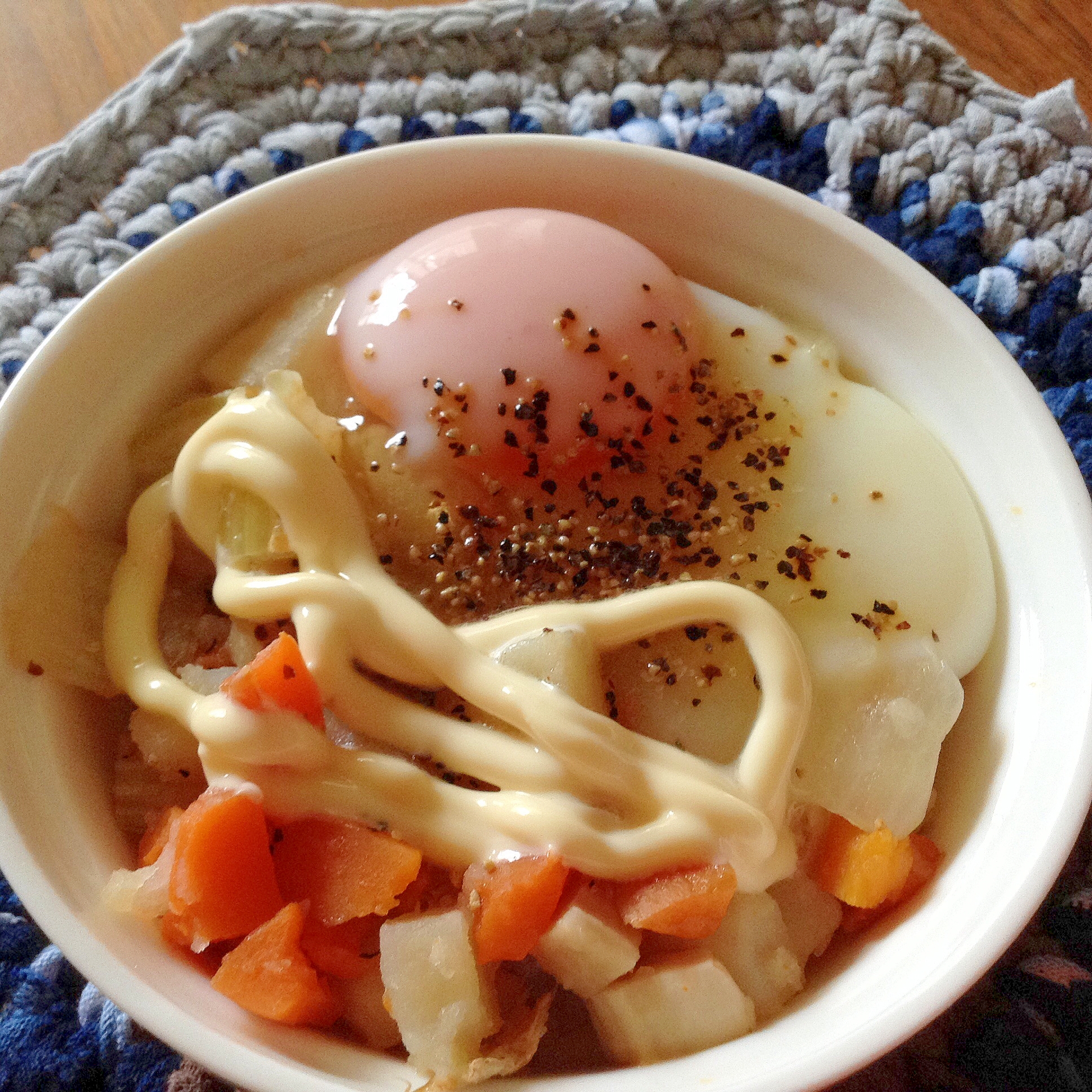 野菜の重ね煮玉子をのせて