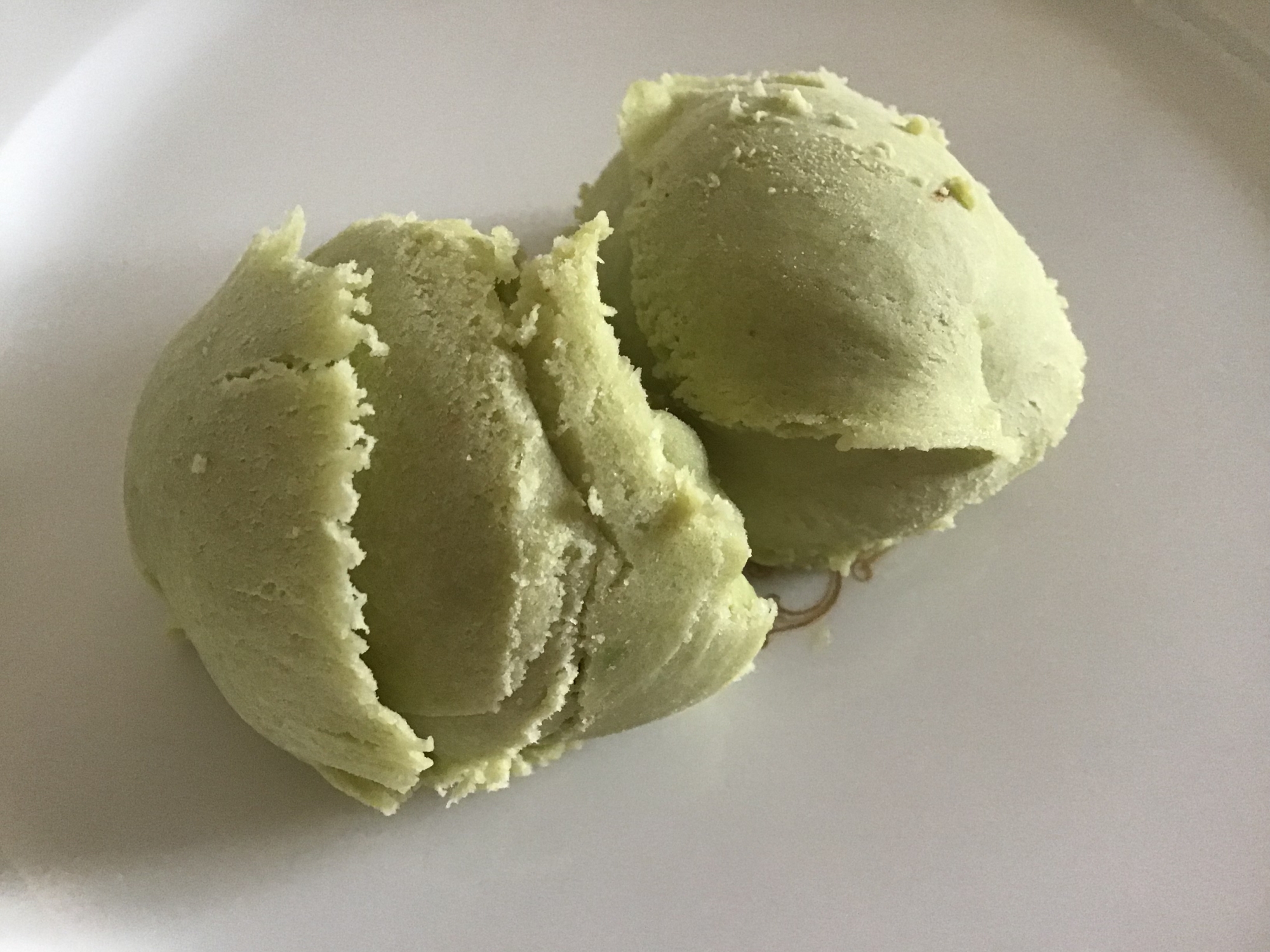 アボカドアイスクリーム