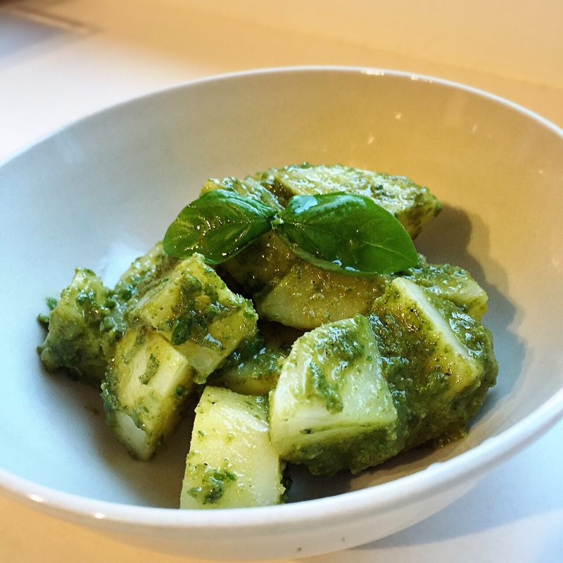 使い方は無限大 基本のバジルソース レシピ 作り方 By Mameko Kitchen 楽天レシピ 使い方は無限大 基本のバジルソース レシピ 作り方 By Mameko Kitchen 楽天レシピ