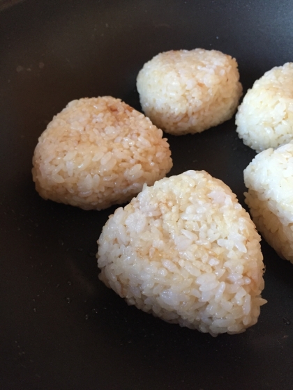 バター醤油の焼きおにぎり★