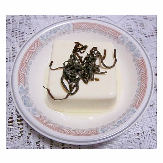 塩昆布と太白胡麻油の冷奴