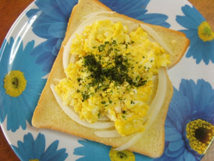 ❤新玉葱とゆで卵サラダの青海苔トースト❤