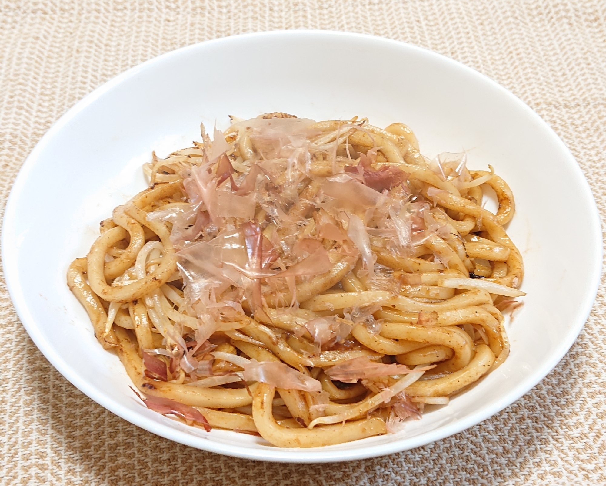 もやしソース焼きうどん