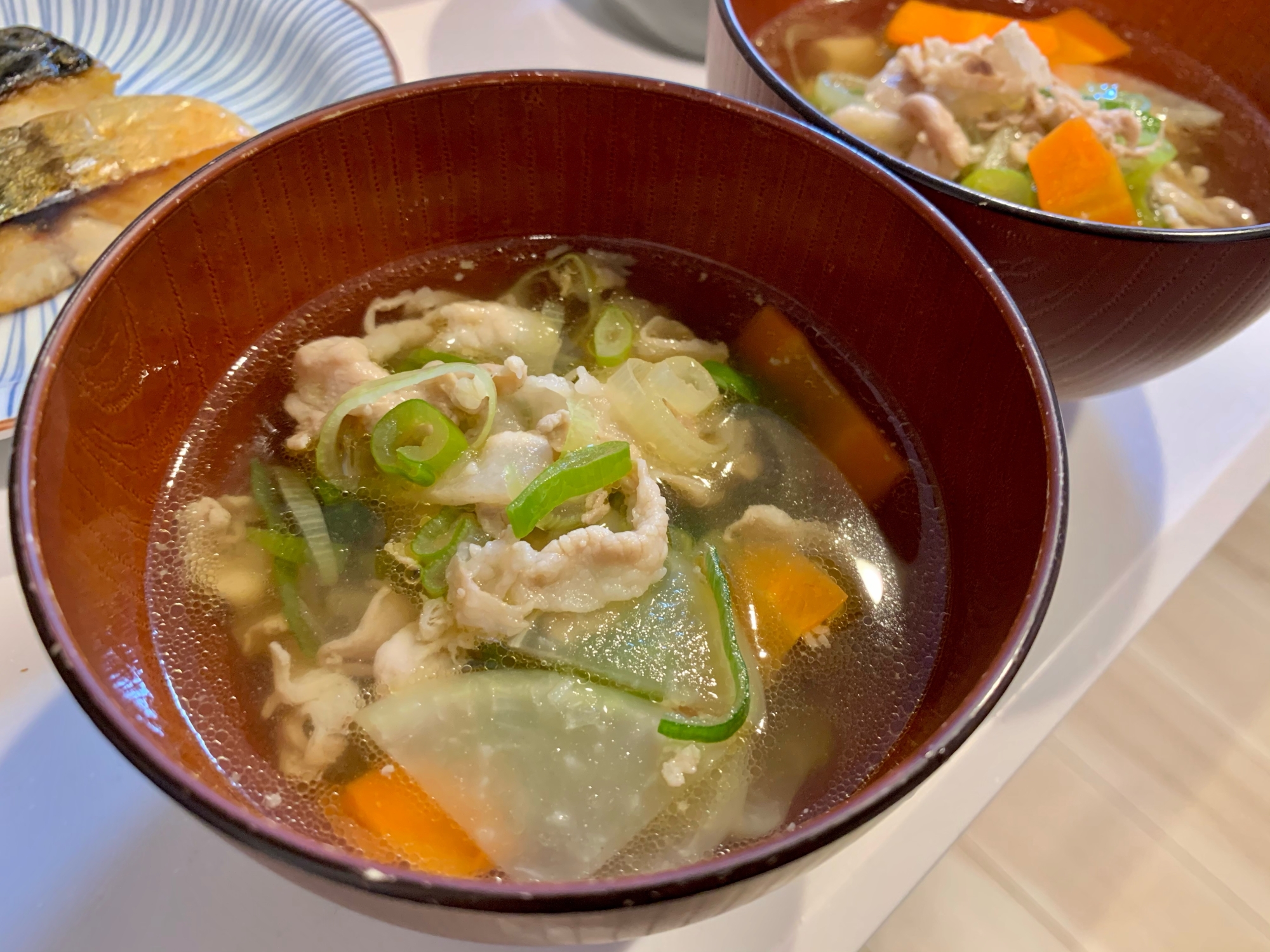 豚肉と野菜のスープ