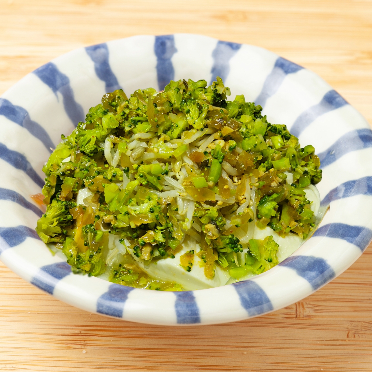 にんにくきざみ搾菜の温奴ナムル