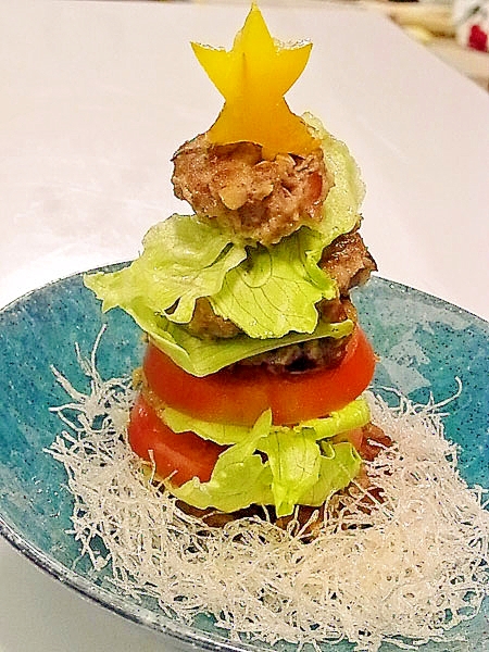 クリスマスに！ハンバーグツリー★