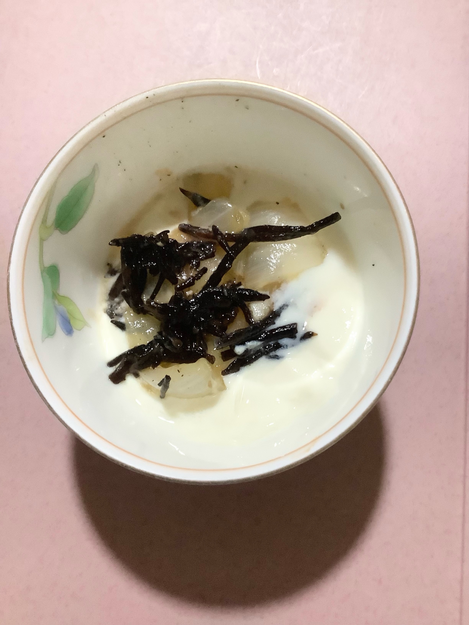 ☆玉ねぎひじき☆きなこヨーグルト☆