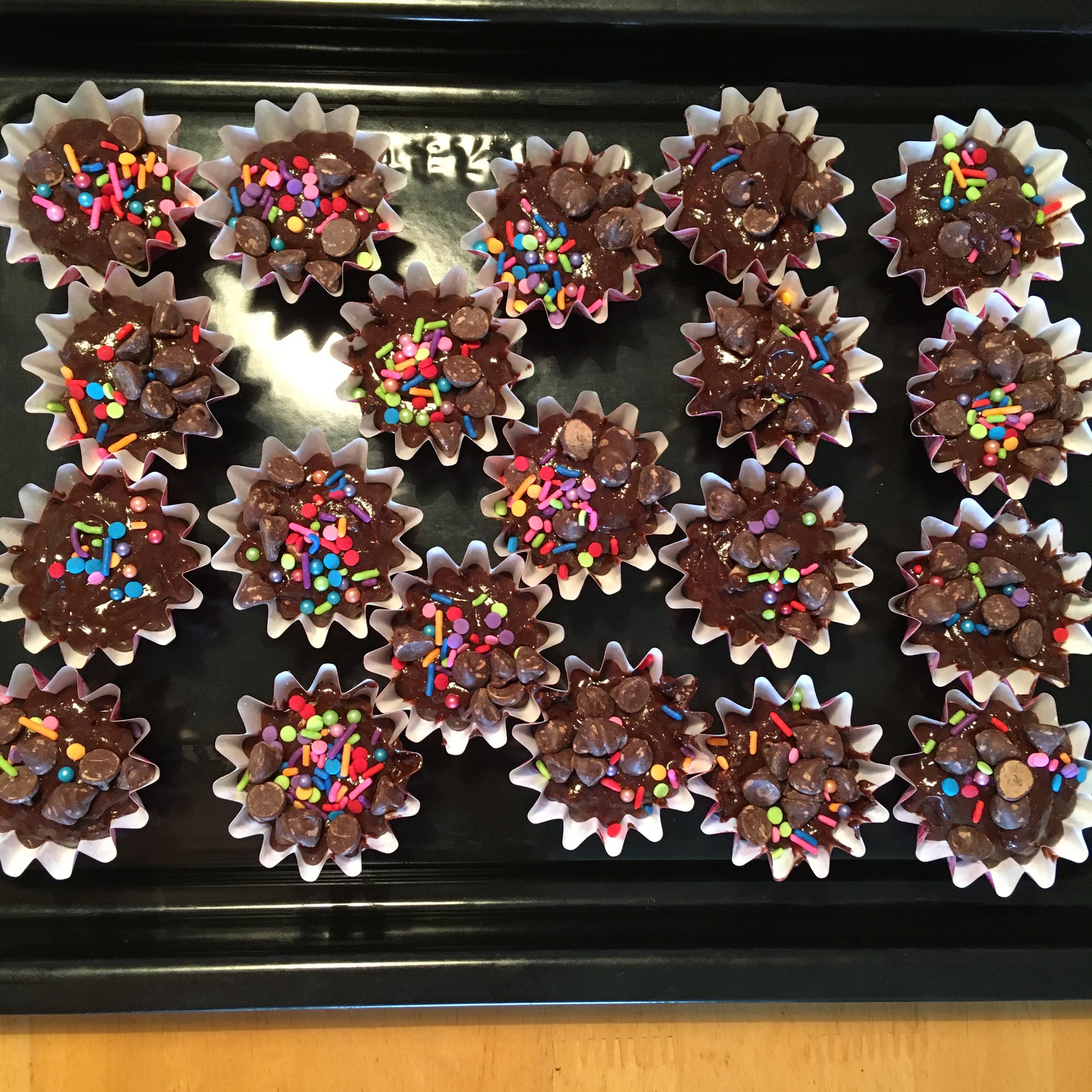 ブラウニーミックスで簡単カップケーキ レシピ 作り方 By みぃちゃんのお弁当 楽天レシピ