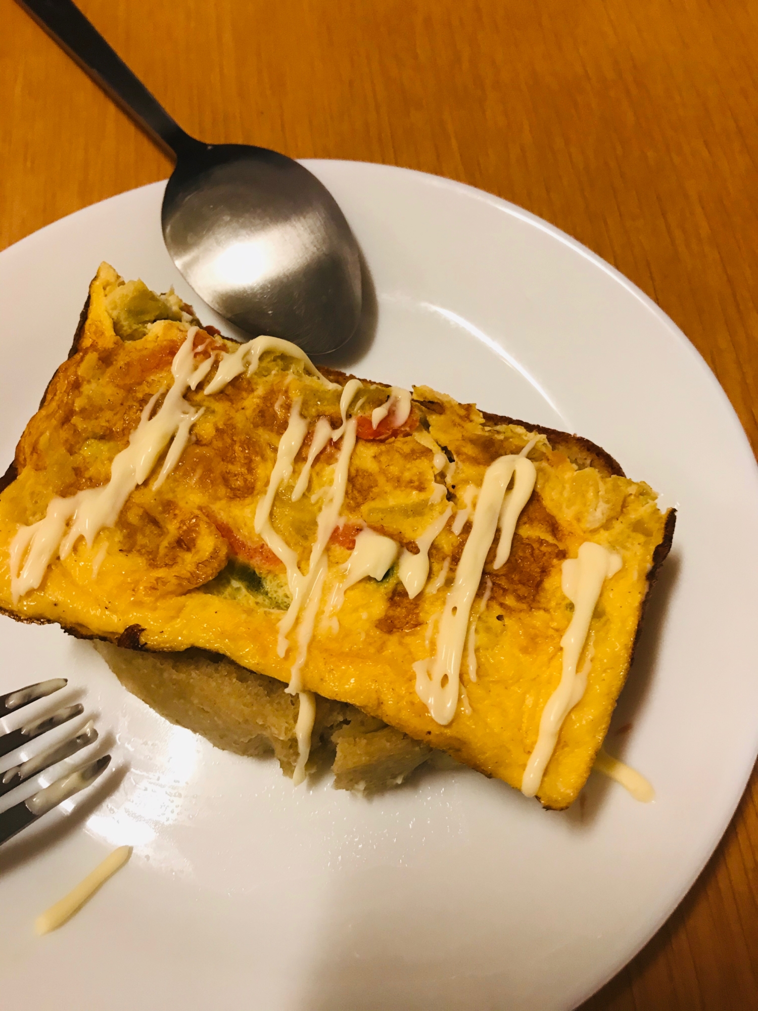 自家製パンで韓国屋台風　卵焼きパン