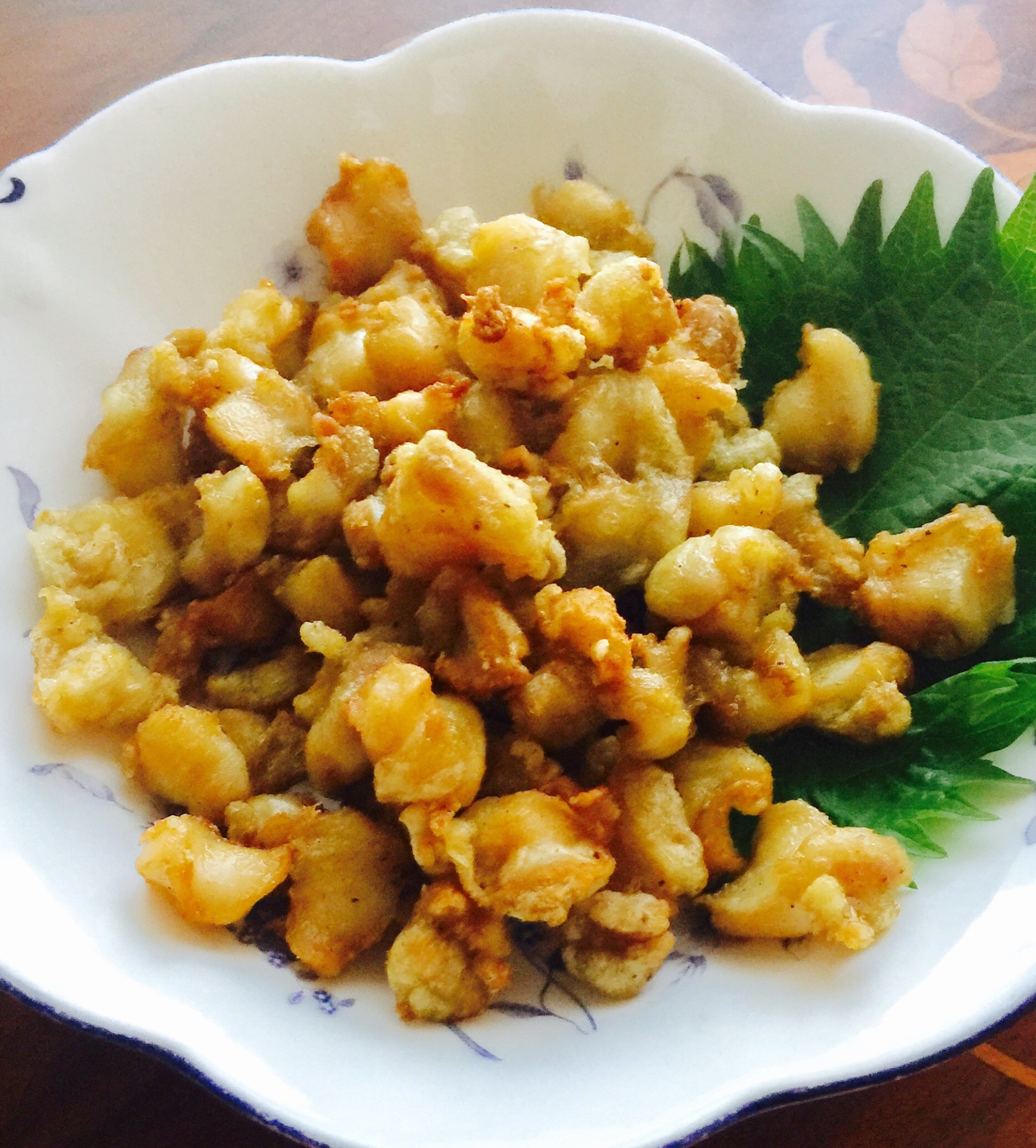 昆布茶風味の鶏軟骨唐揚げ