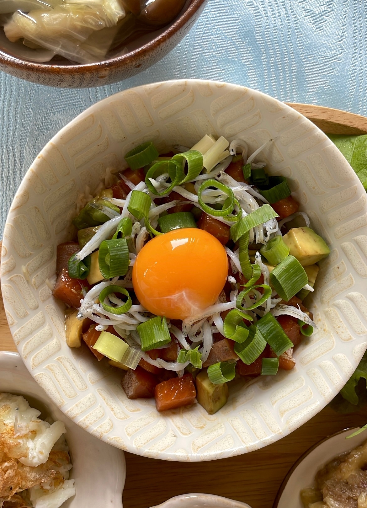 低糖質低脂質のウフフなポキ丼