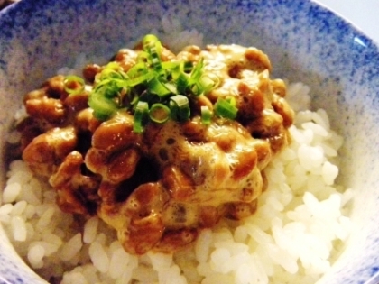 寒くなって来たから納豆も燃焼系がイイね^m^！
ご飯に載せて豪快に頂きました♪
美味しかったで～す♡