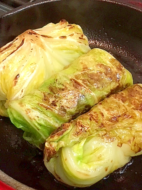 アツアツ！ロールキャベツのバター醤油焼き