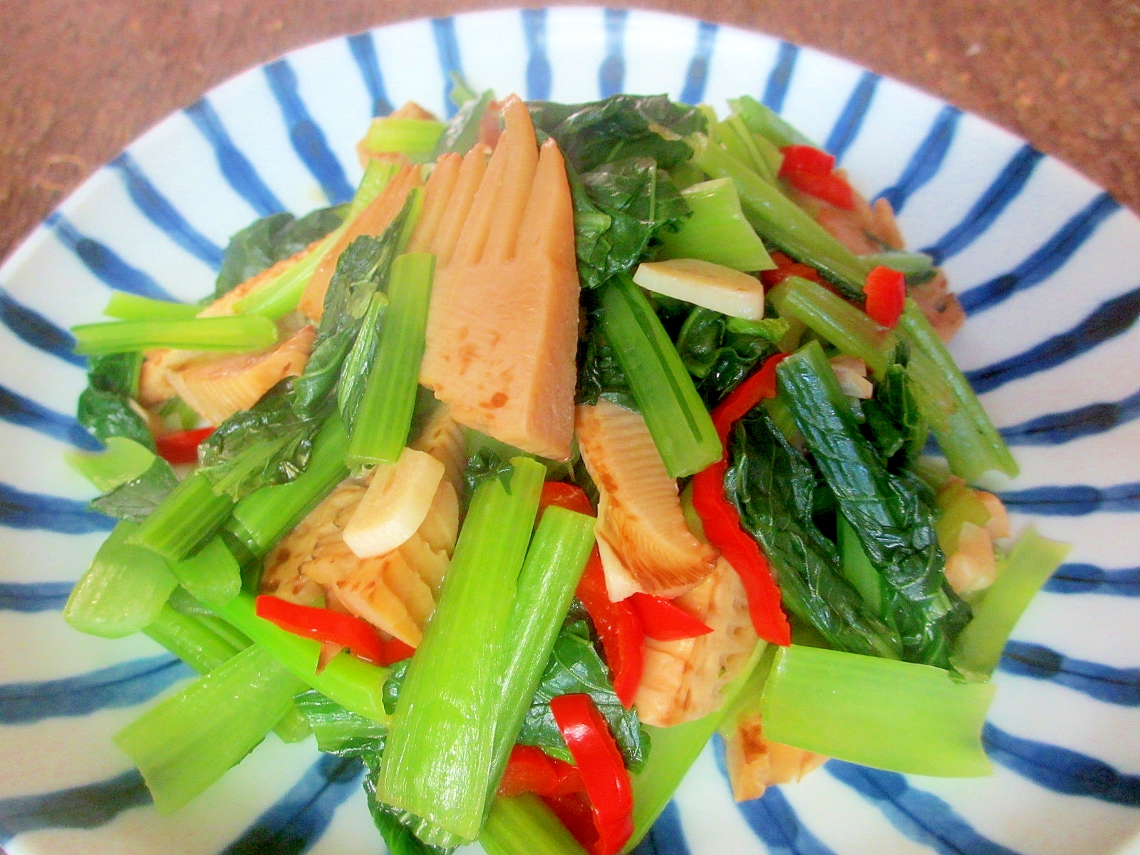 タケノコと小松菜のにんにく炒め煮