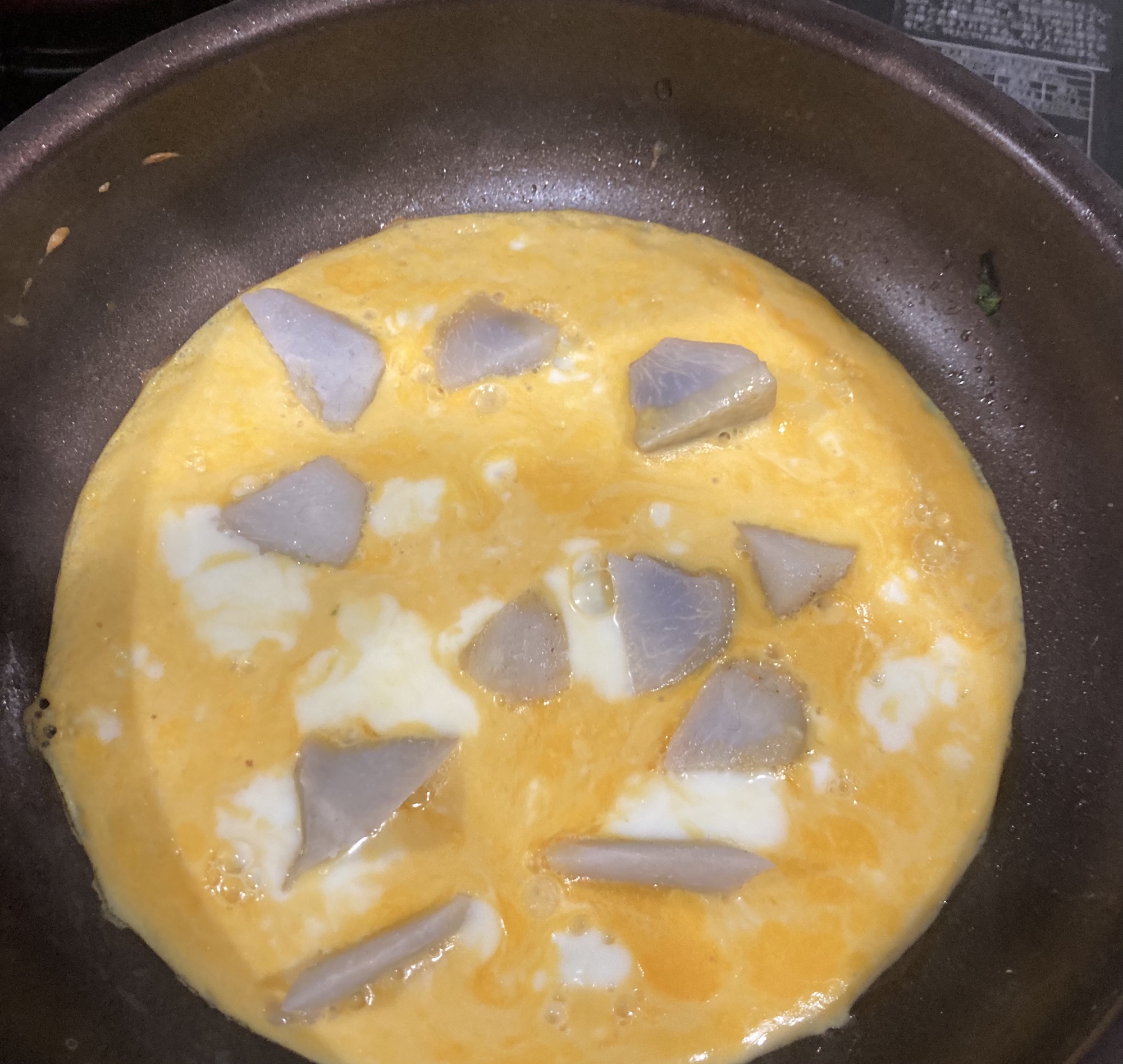 里芋入りの薄焼き卵