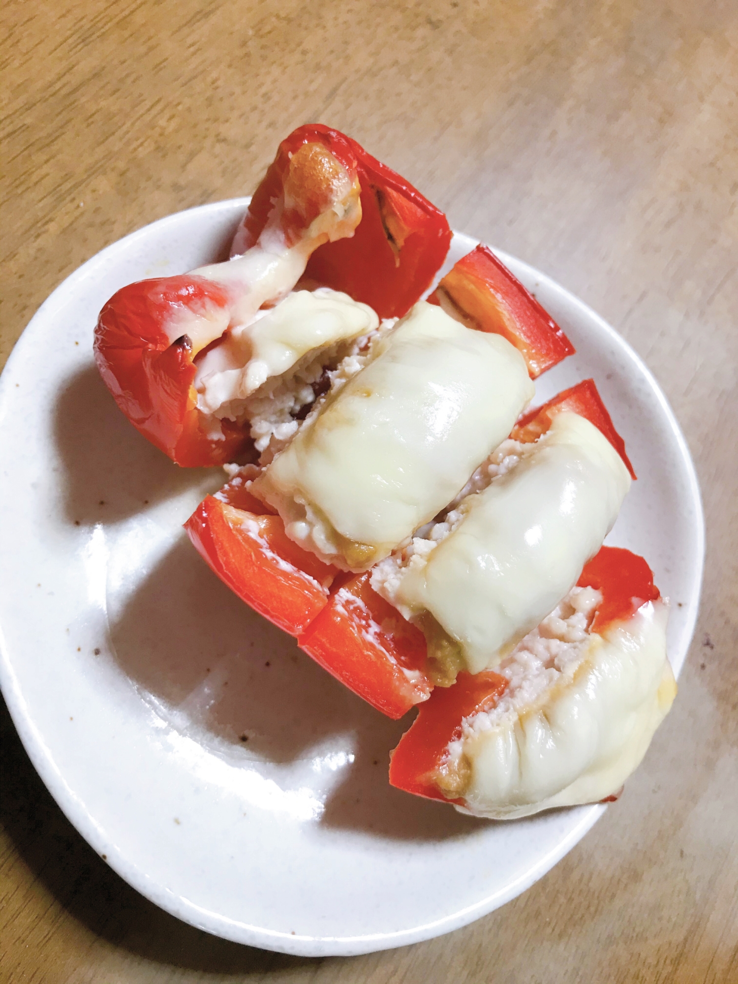 パプリカの肉詰め-イタリアン風味噌チーズ-