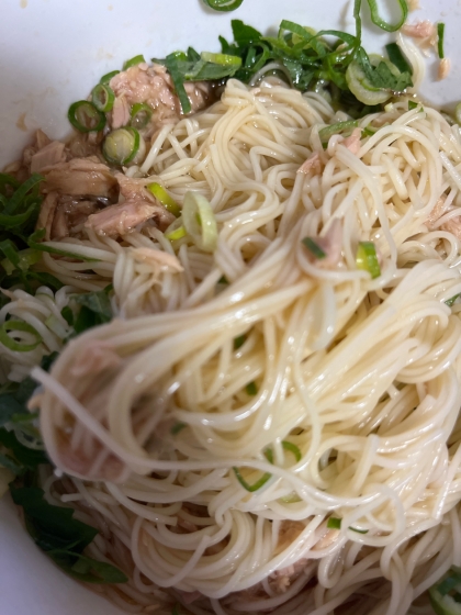 さっぱり☆ ゴマ油香るツナそうめん