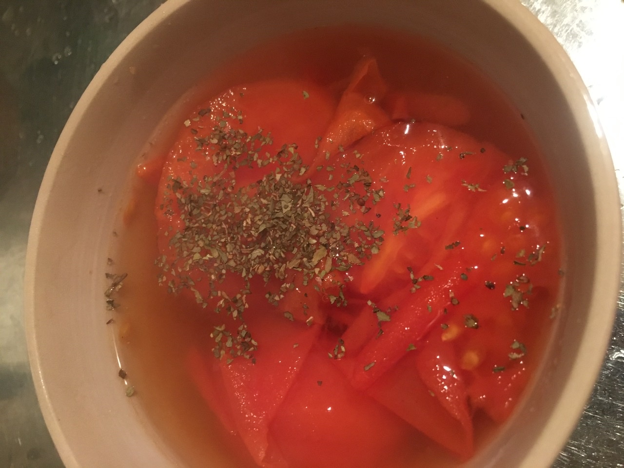 丸ごとトマトスープ