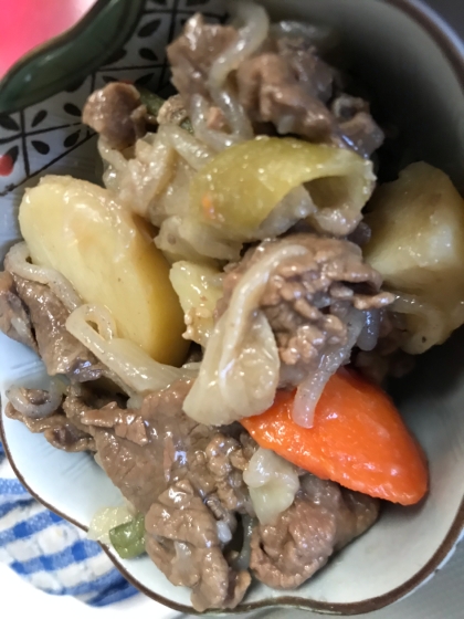 豚肉でつくる簡単肉じゃが