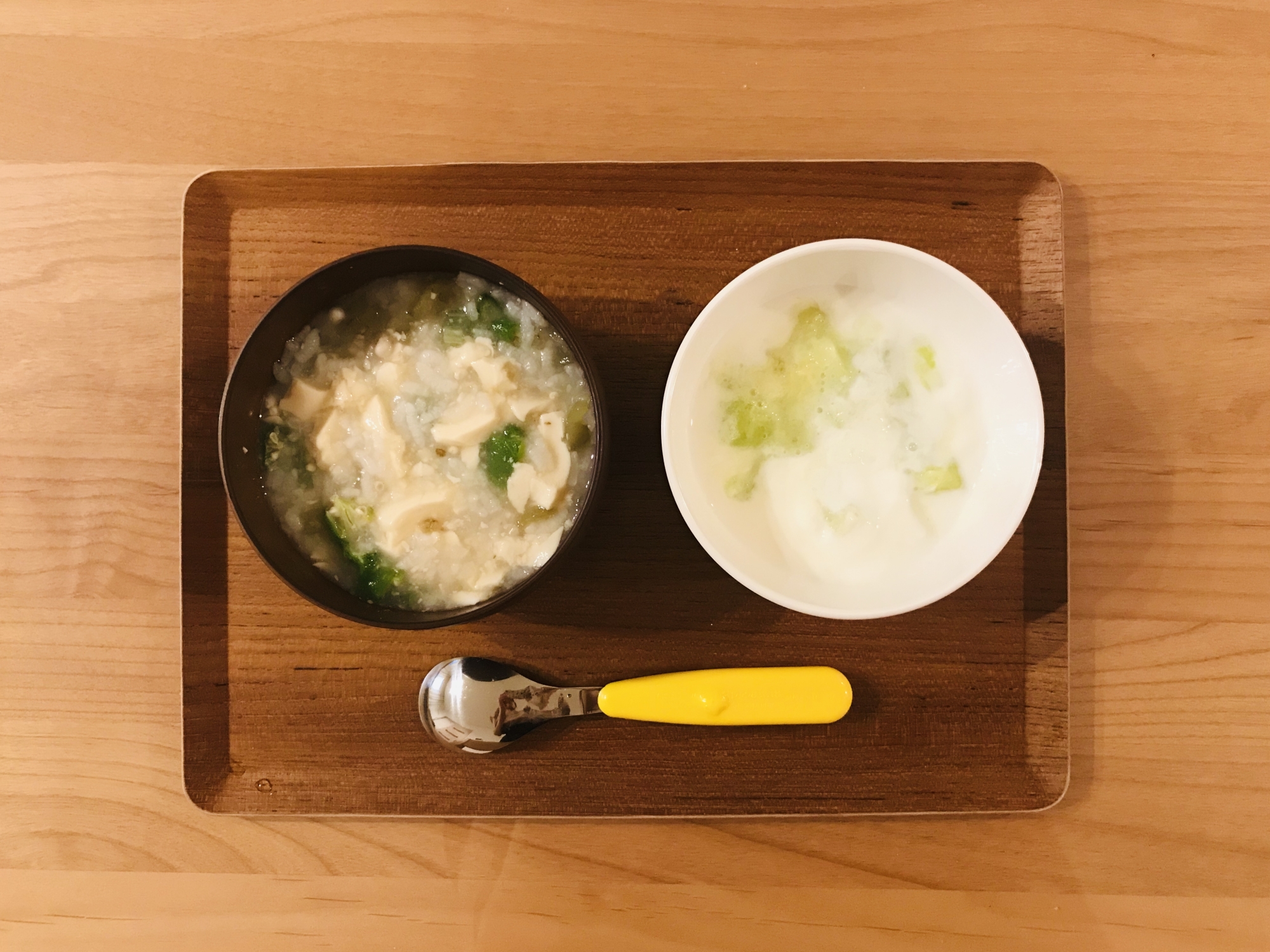 離乳食。茅乃舎のお味噌汁で、ほっこりあ朝ごはん。