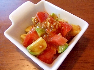 醤油麹で!アボカドとトマトの醤油麹和え☆