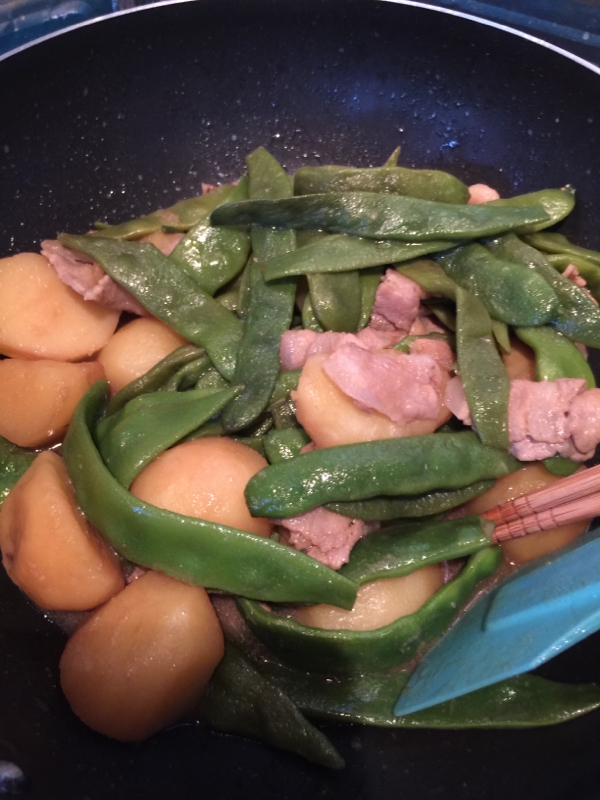 さやいんげんとじゃがいもと豚肉の煮物