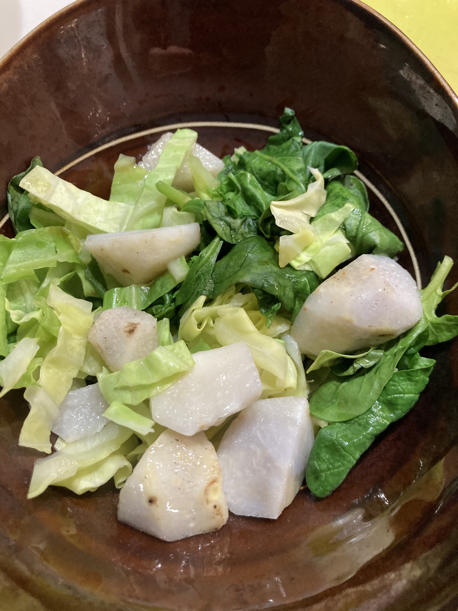 里芋と野菜のサラダ