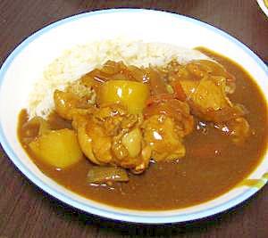 具がごろごろ♪骨付きチキンカレー