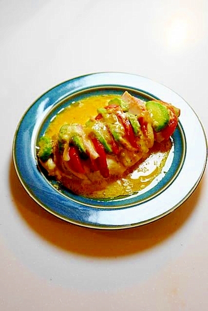 フライパンで簡単に出来る！ハッセルバックチキン