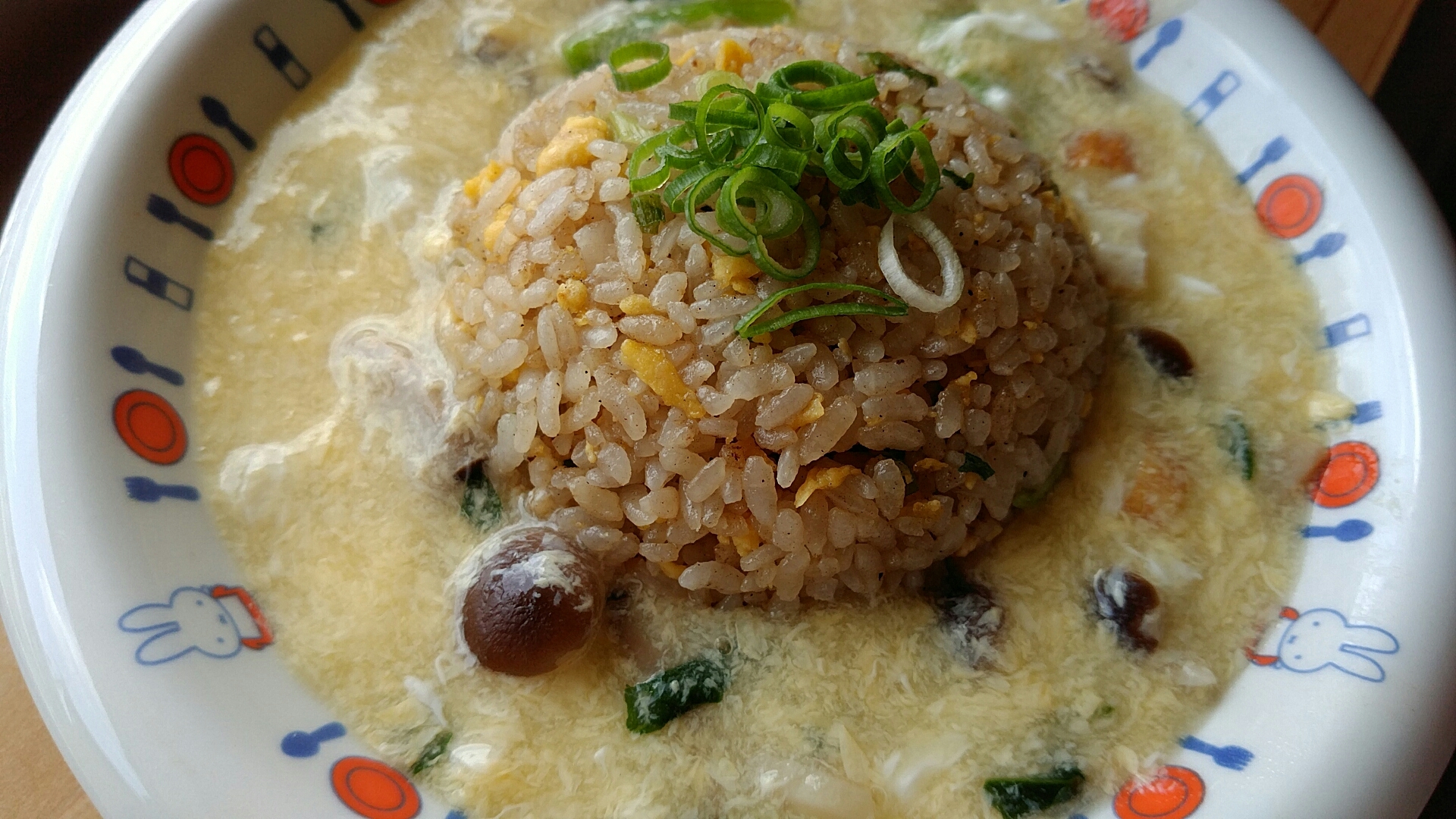 あんかけをプラス☆冷凍チャーハン