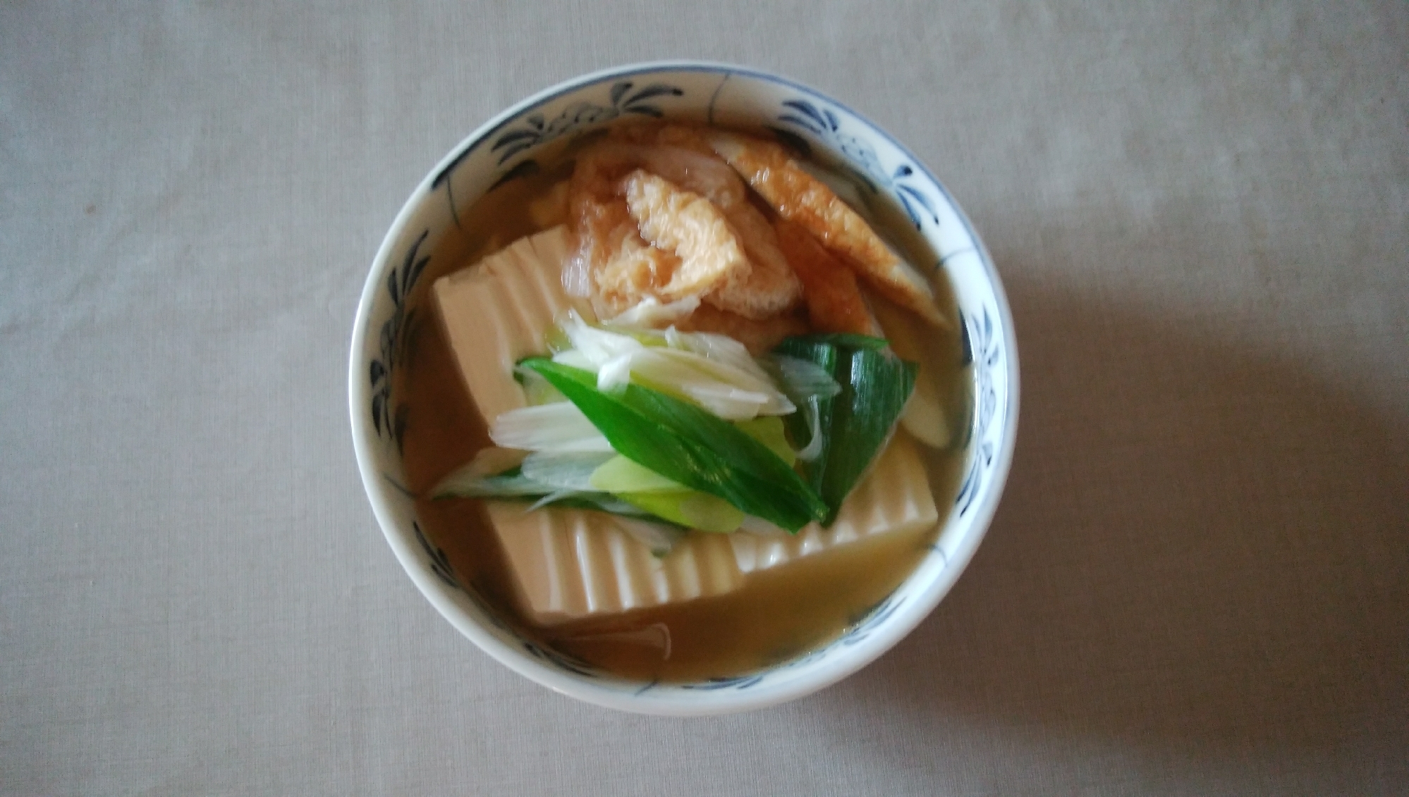 具だくさん湯豆腐