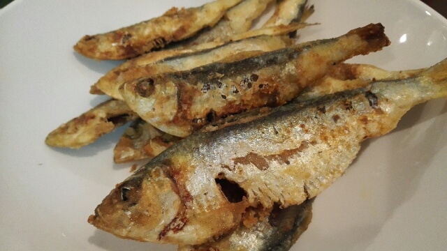 釣った小魚で作る、小魚のカレー唐揚げ