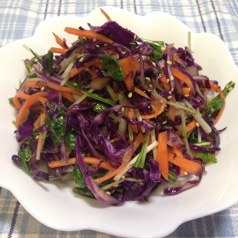 紫キャベツと水菜のサラダ♪