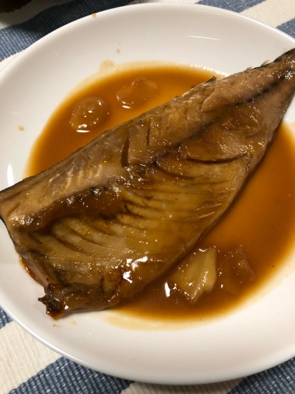 切り分けずにやってしまいました！ご飯がすすむとっても美味しい鯖の味噌煮が作れて幸せです！(TT)