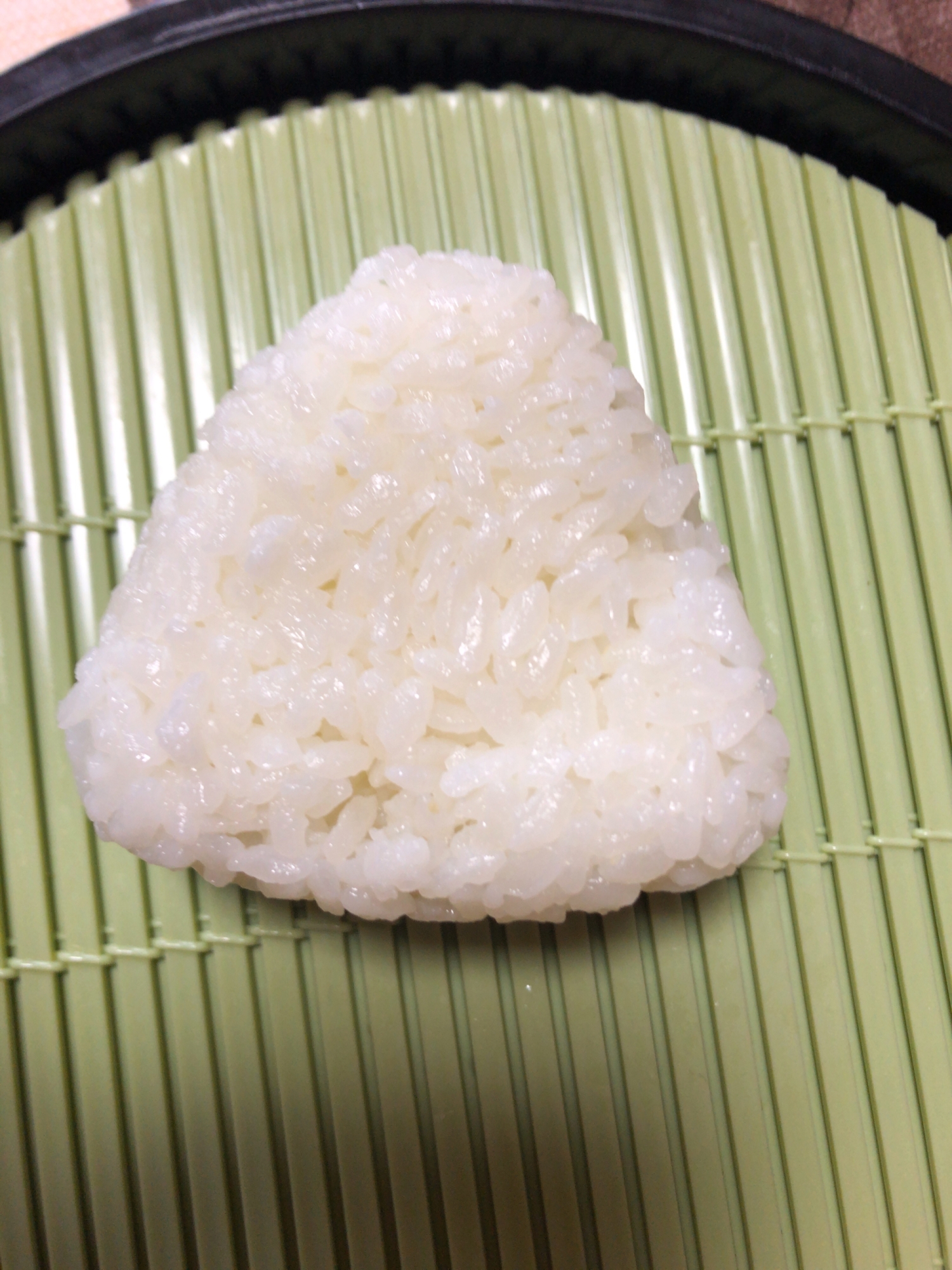 美味しいお米を使ったチーズナゲットのおにぎり