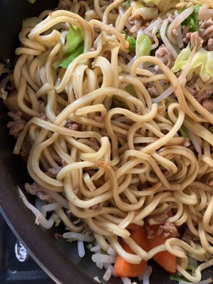 キャベツと玉ねぎの焼きそば