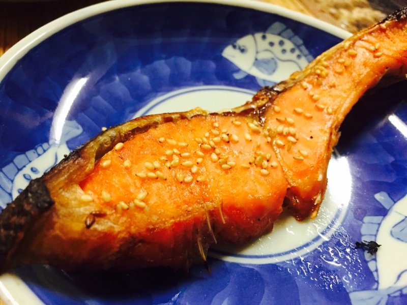 トラウトサーモンのゴマのせ焼き レシピ 作り方 By たかまさ 楽天レシピ トラウトサーモンのゴマのせ焼き レシピ 作り方 By たかまさ 楽天レシピ