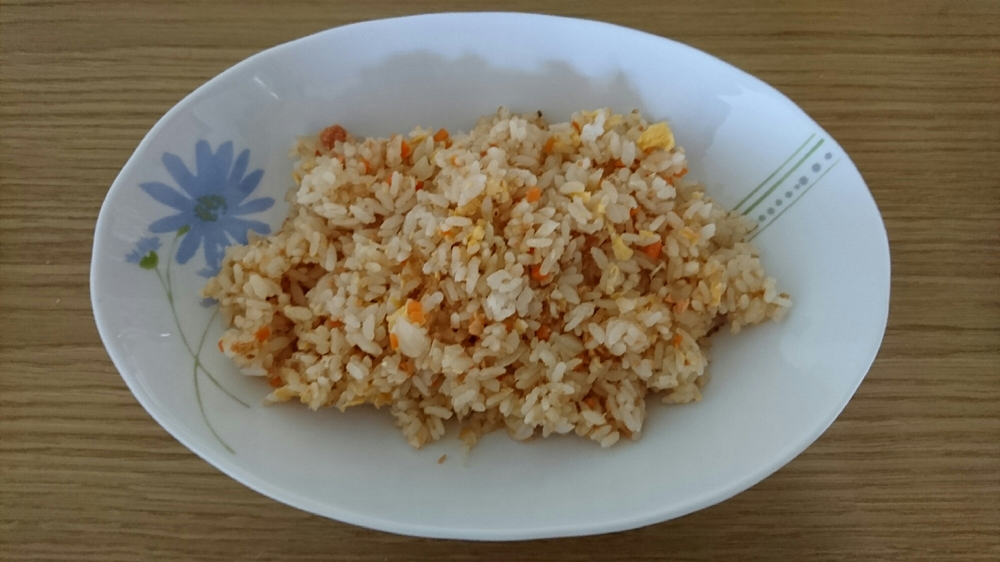 ランチに簡単10分 子供も大好き鮭チャーハン レシピ 作り方 By まきっぺぺぺ 楽天レシピ ランチに簡単10分 子供も大好き鮭チャーハン レシピ 作り方 By まきっぺぺぺ 楽天レシピ