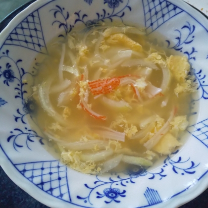 玉葱を入れると甘味と旨味が引き立ちますね♪体が温まるとても美味しいスープでした(^-^)ごちそうさまでした♪