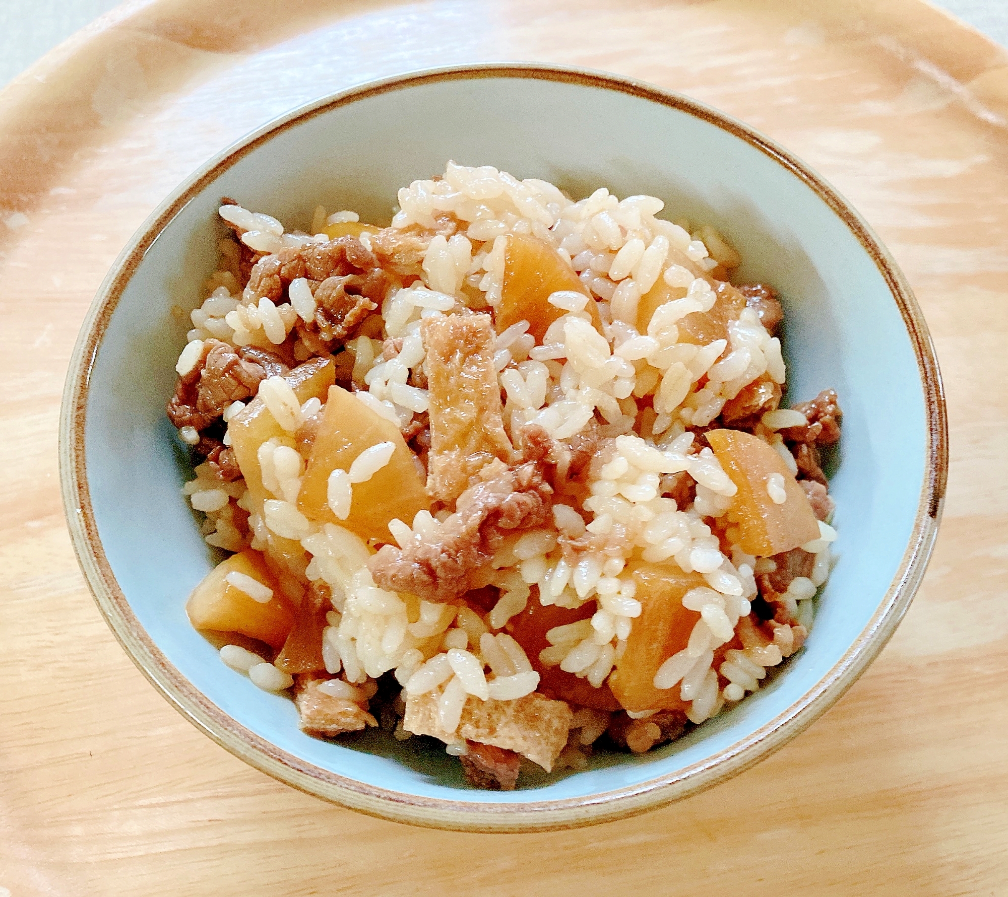 大根と油揚げと牛肉の混ぜご飯