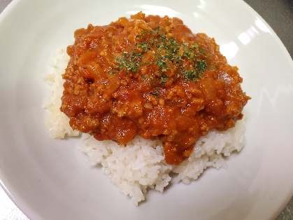 電子レンジで！トマト缶と合挽肉の無水キーマカレー♪