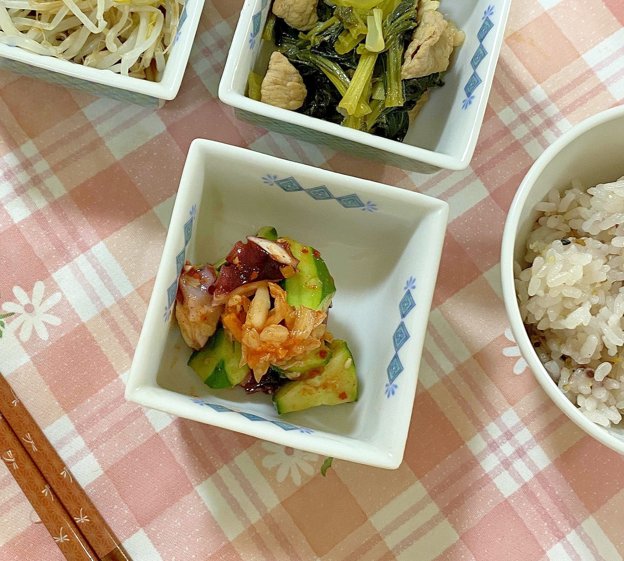 暑い日に、タコときゅうりのキムチ和え