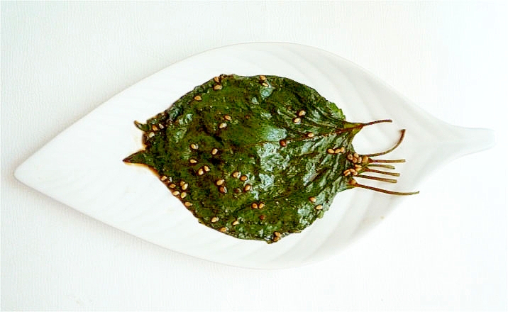 ケンニプチャンアチ えごまの葉の醤油漬け レシピ 作り方 By Liqueur 楽天レシピ