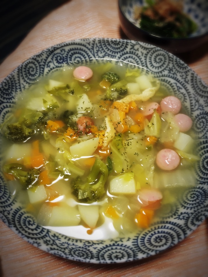 コンソメで簡単 あったかスープ レシピ 作り方 By Eritaka1112 楽天レシピ コンソメで簡単 あったかスープ レシピ 作り方 By Eritaka1112 楽天レシピ