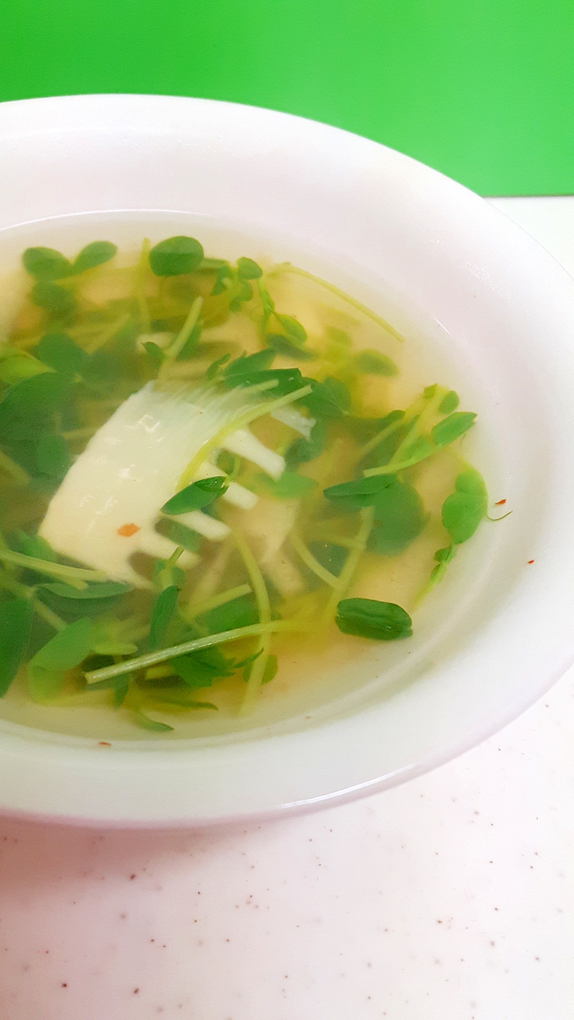 簡単！(^^)竹の子と豆苗の中華スープ♪