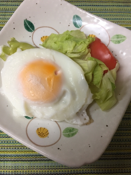 キャベツがちょうど切らしていてレタスで作りました。簡単に美味しく作れました！ご馳走様でした。素敵なレシピありがとうございました(*^^*)