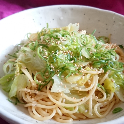 味付け不要☆あみ塩辛とレタスのパスタ