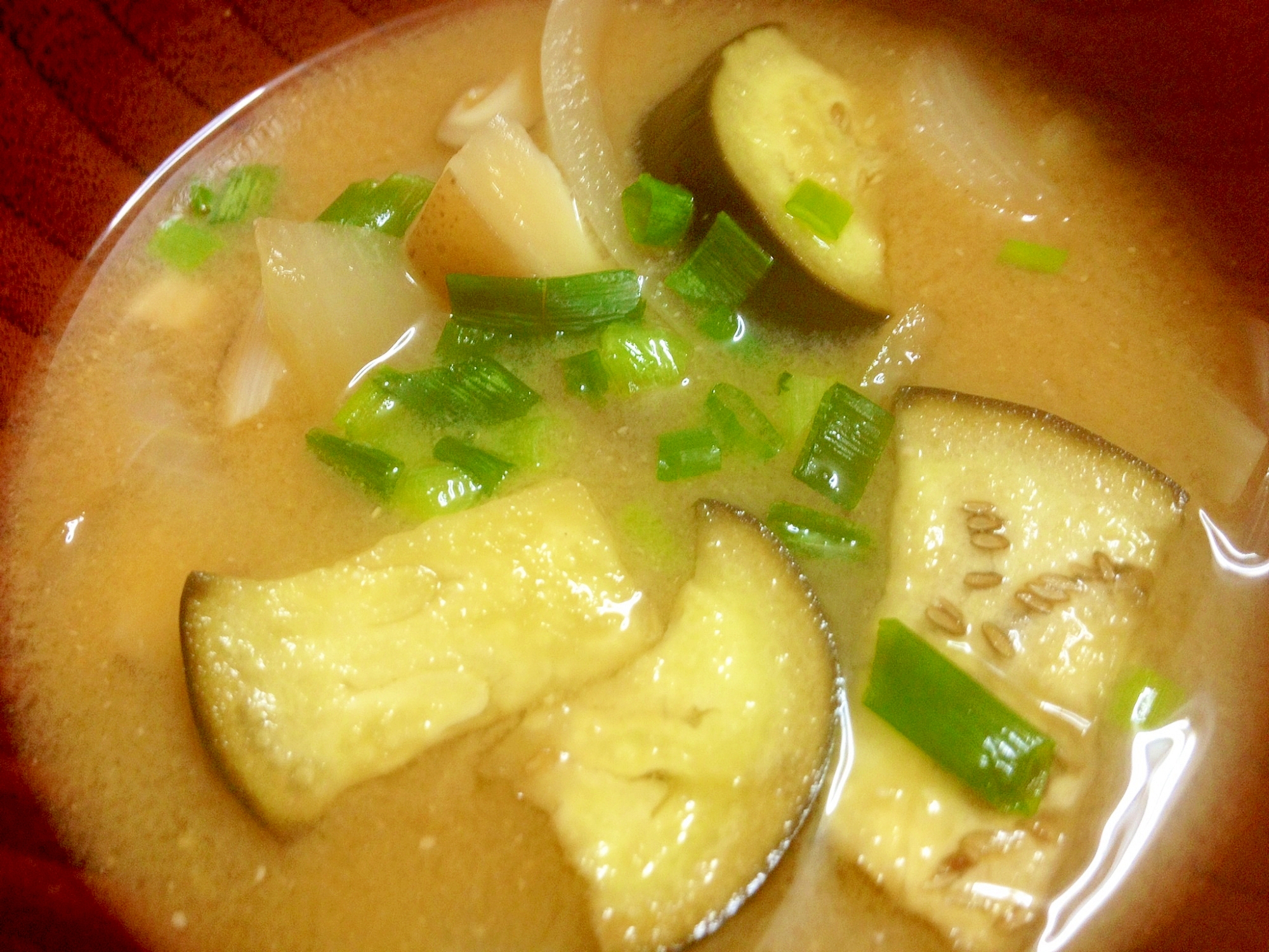 茄子玉ねぎ椎茸のお味噌汁 レシピ 作り方 By Mi 6352 楽天レシピ 茄子玉ねぎ椎茸のお味噌汁 レシピ 作り方 By Mi 6352 楽天レシピ