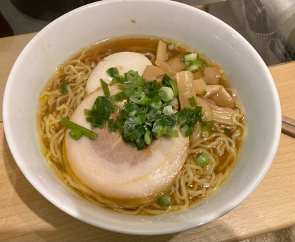 業スー牛肉だしの素で☆もやし醤油ラーメン